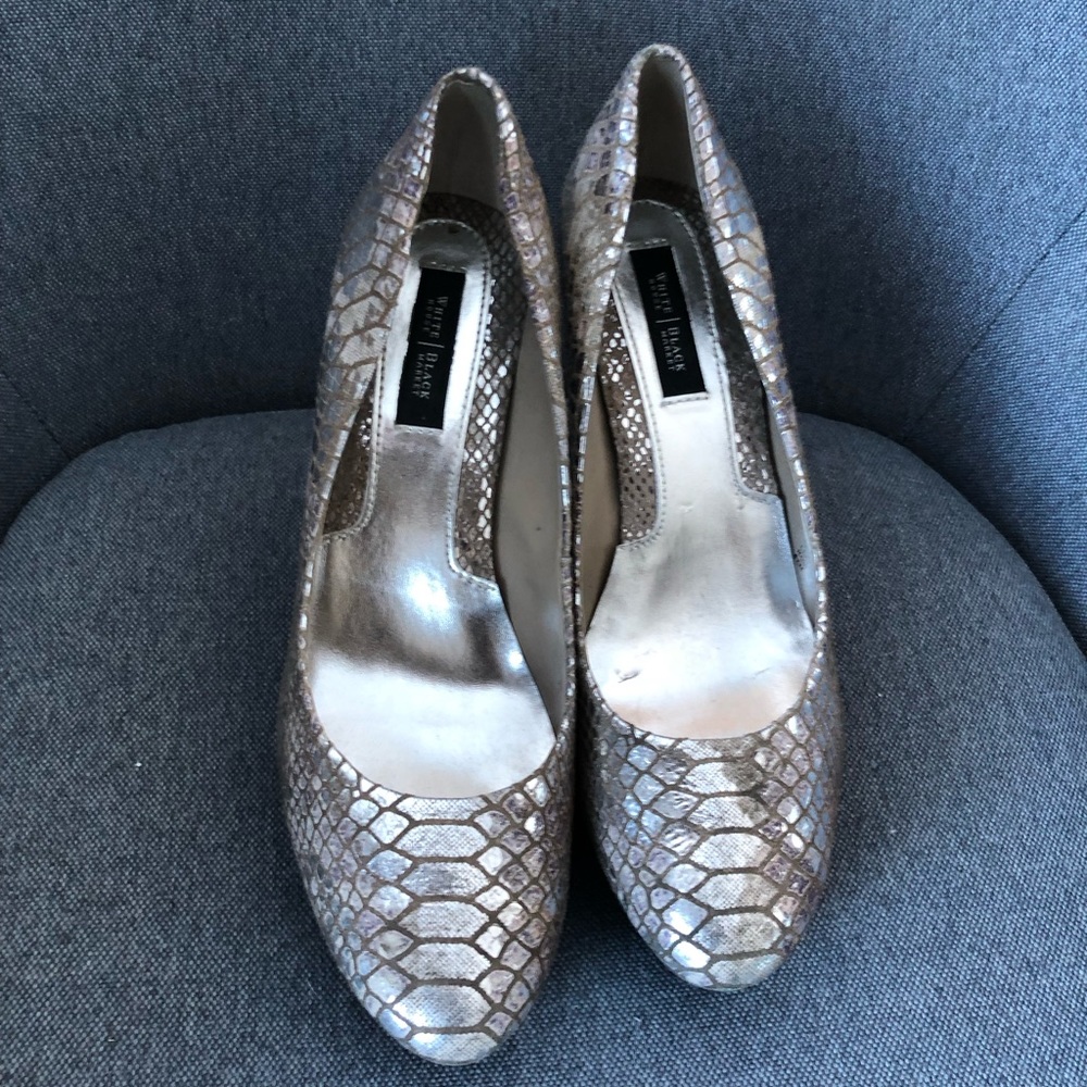 White House Black Market Shoes Heels - Picture 4 of 12